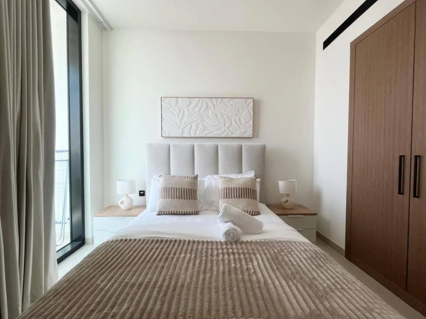 Relax In Style 1Br Haven In Binghatti Venus! Dubai Apartment