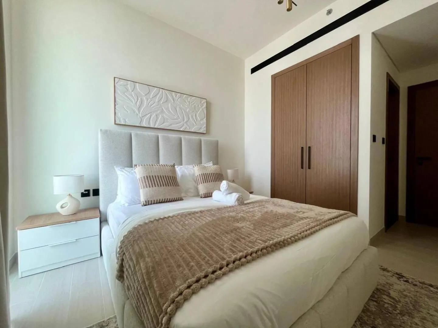 Apartment Relax In Style 1Br Haven In Binghatti Venus! Dubai