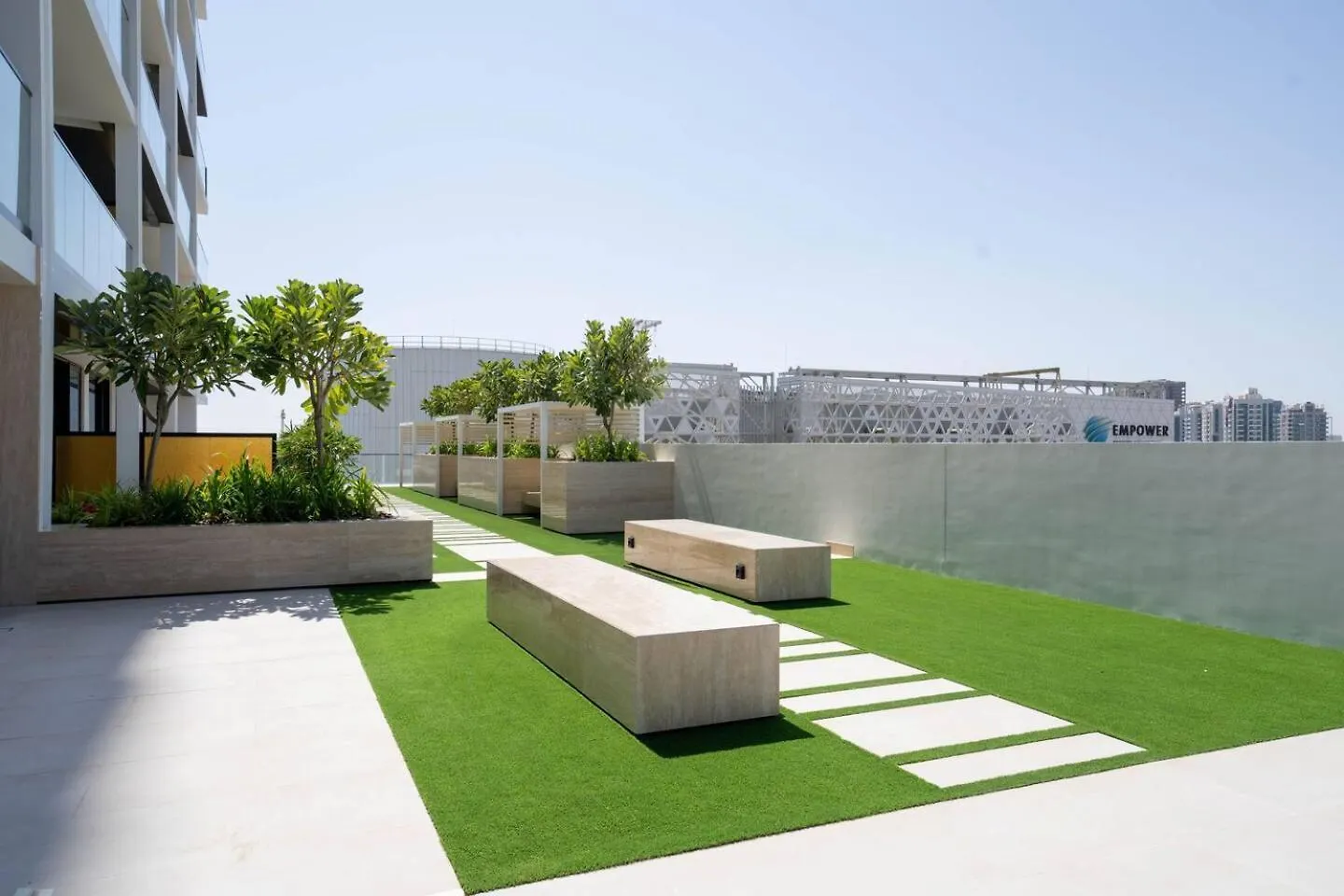 Relax In Style 1Br Haven In Binghatti Venus! Dubai
