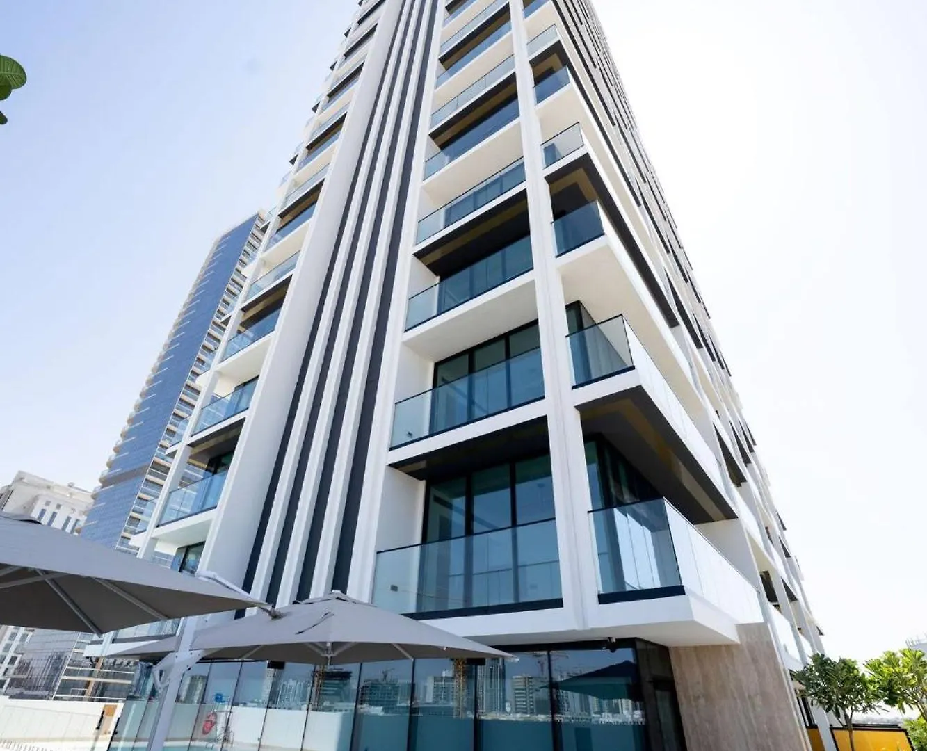 Relax In Style 1Br Haven In Binghatti Venus! Dubai Apartment